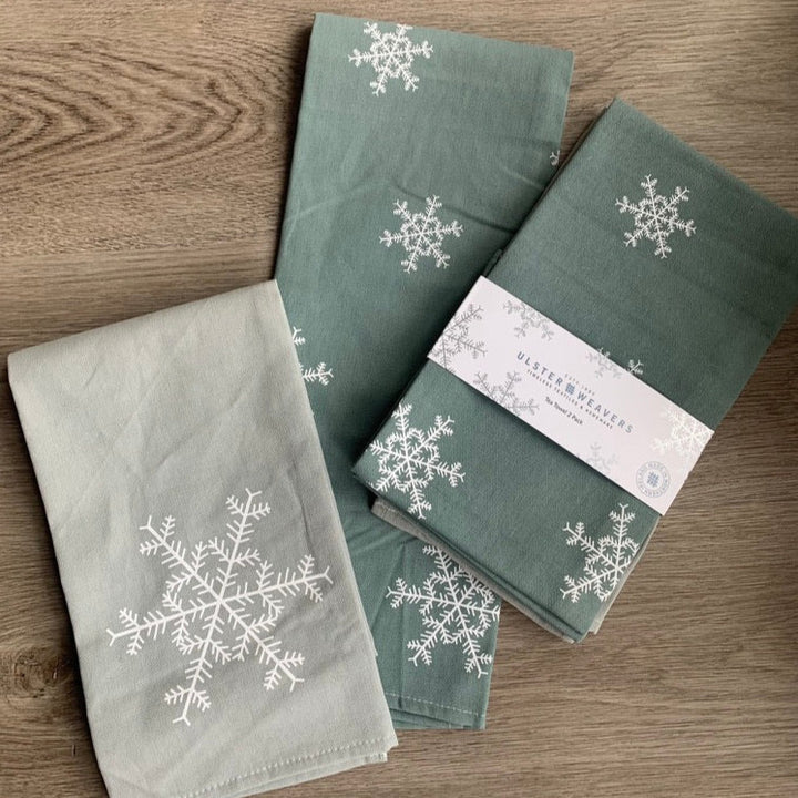 Snowflakes tea towel set  2 pack