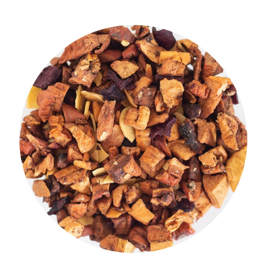 Loose fruit blend with almonds, apple pieces and beetroot.
